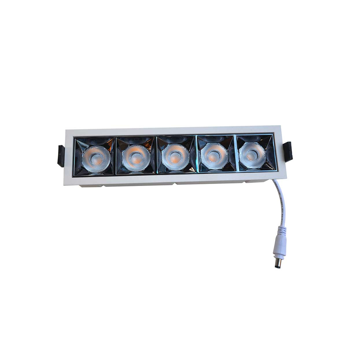 Indoor Direct Spotlight MH-L1103-20W  SMD IP65 3000K- Warm White